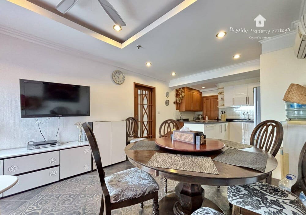 Beachfront 1-Bedroom Condo for Sale and Rent at Jomtien Beach Condominium, Pattaya 6