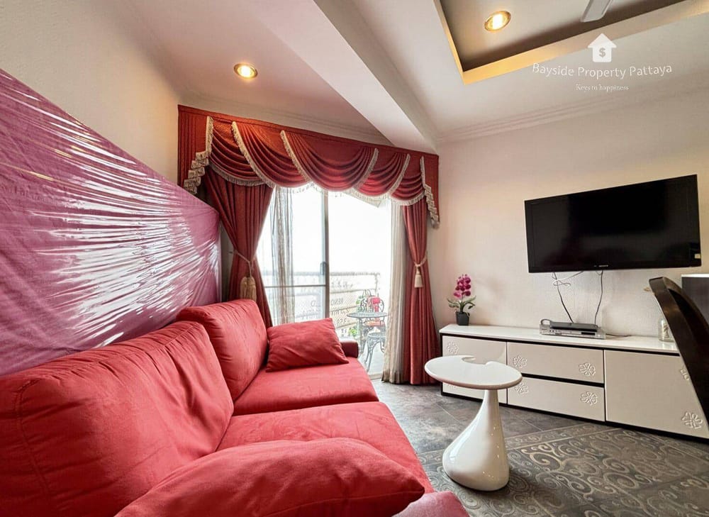Beachfront 1-Bedroom Condo for Sale and Rent at Jomtien Beach Condominium, Pattaya 7