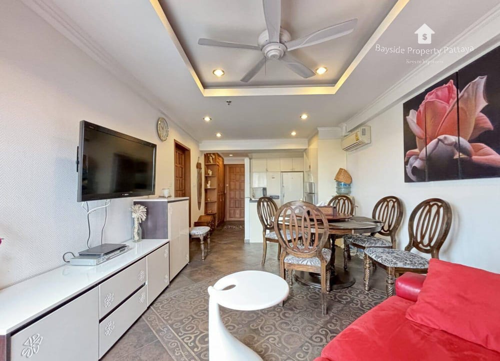 Beachfront 1-Bedroom Condo for Sale and Rent at Jomtien Beach Condominium, Pattaya 4