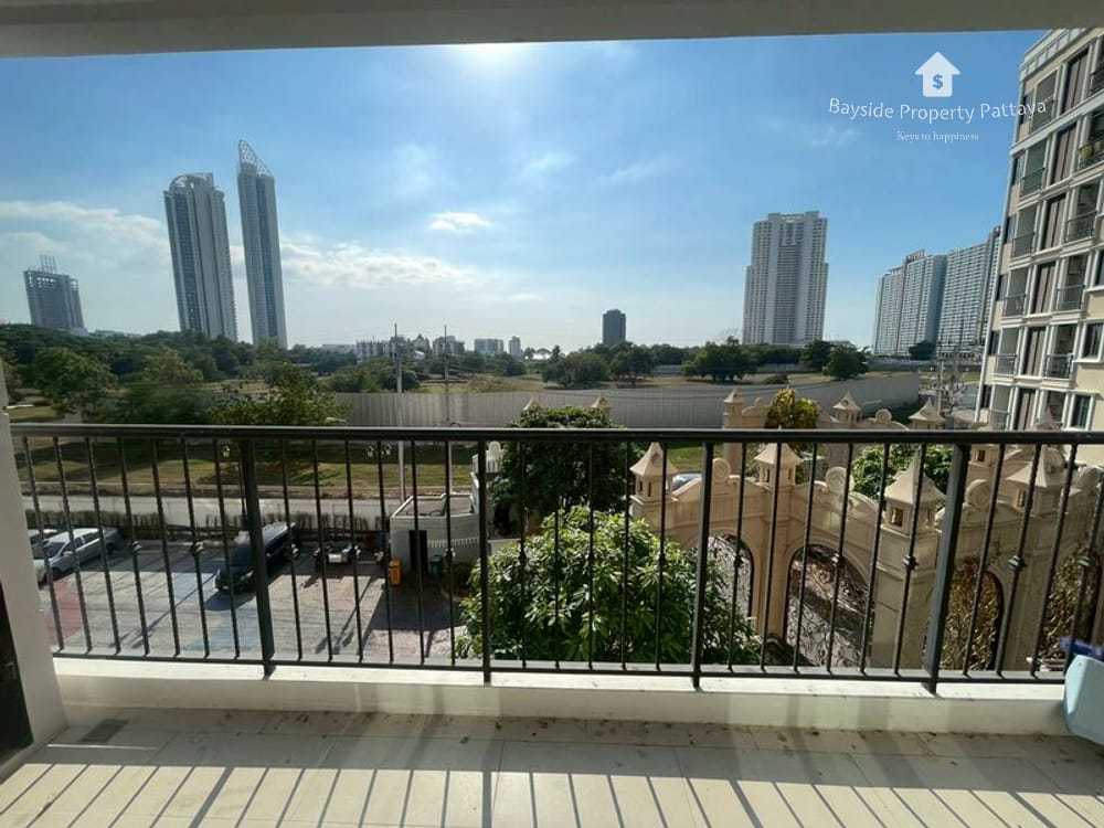 2-Bedroom Condo with City View in Espana Condo Resort Pattaya, Jomtien 3