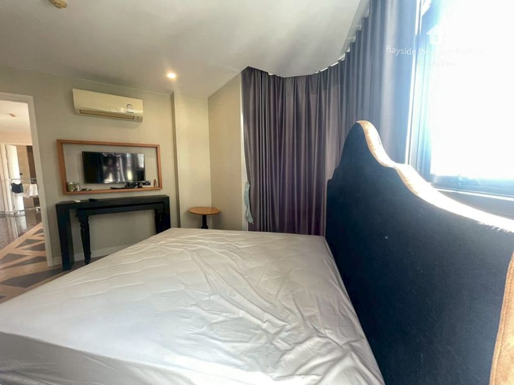 2-Bedroom Condo with City View in Espana Condo Resort Pattaya, Jomtien 9