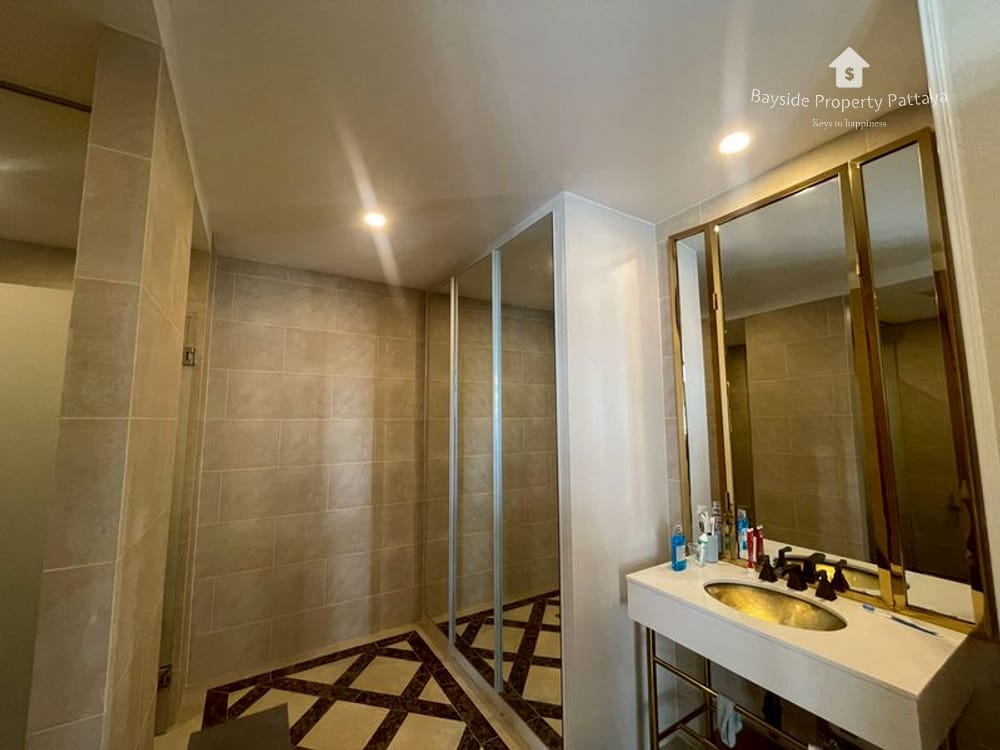 2-Bedroom Condo with City View in Espana Condo Resort Pattaya, Jomtien 10