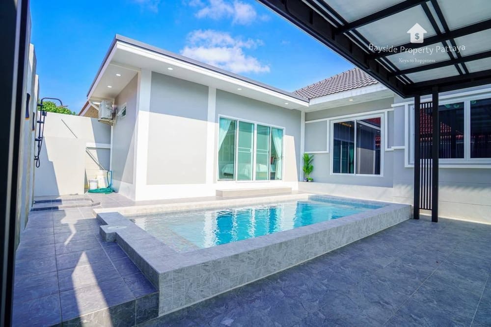 Spacious 3-Bedroom House for Sale with Air Conditioning in East Pattaya 2