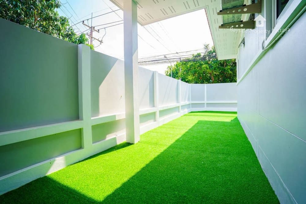 Spacious 3-Bedroom House for Sale with Air Conditioning in East Pattaya 4