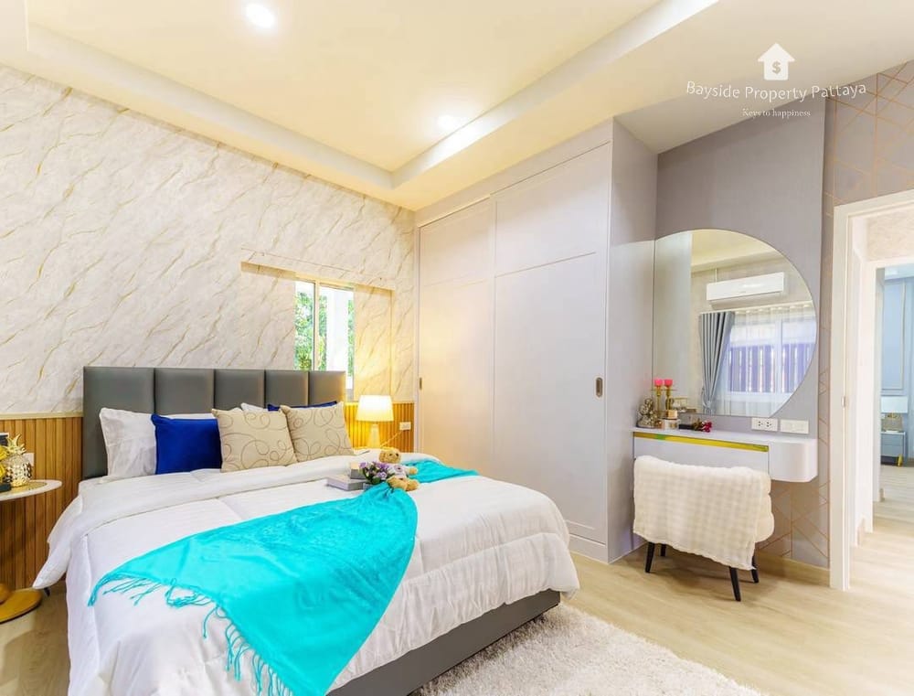 Spacious 3-Bedroom House for Sale with Air Conditioning in East Pattaya 11