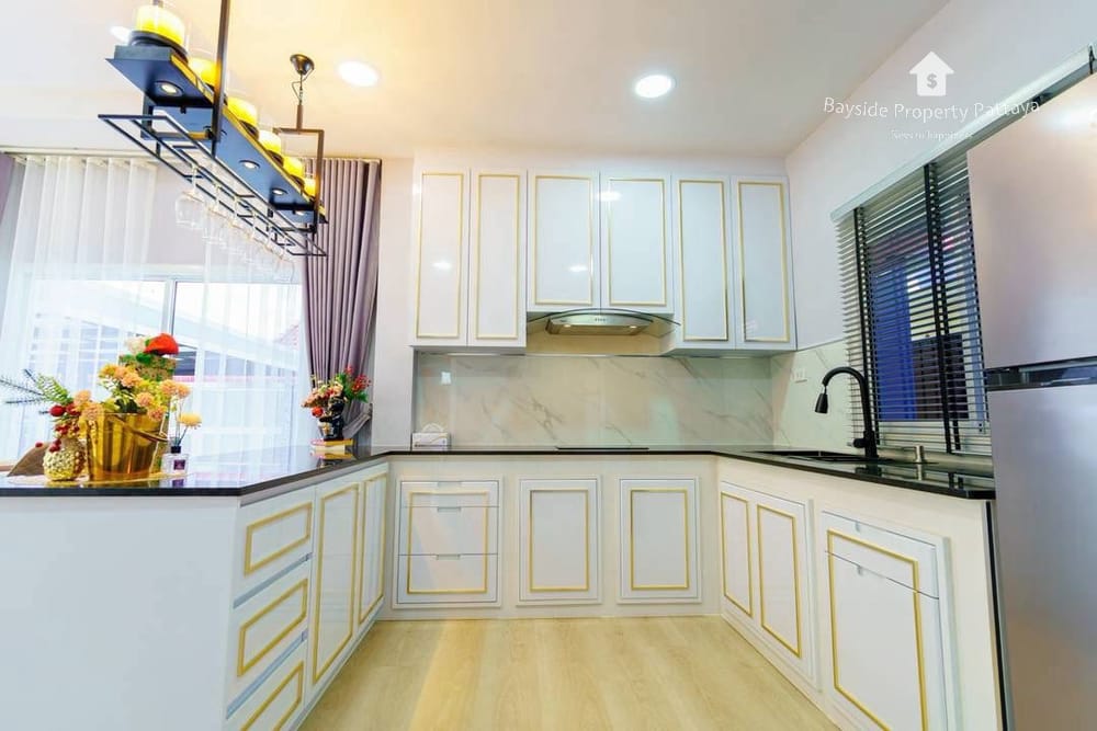 Spacious 3-Bedroom House for Sale with Air Conditioning in East Pattaya 17