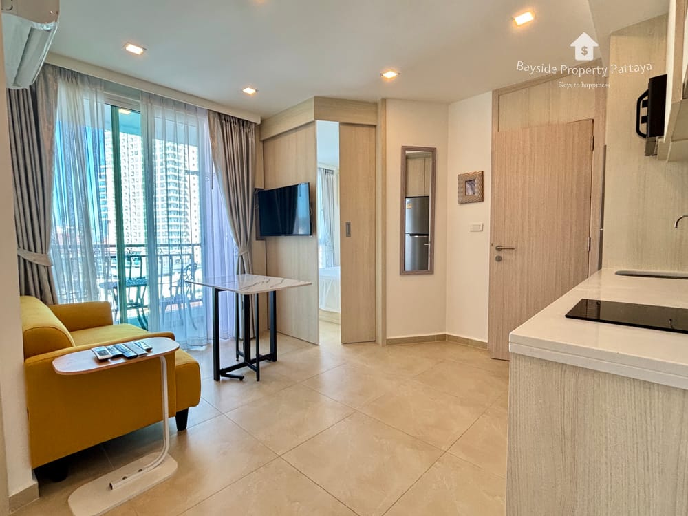 2-Bedroom Condo with City View at City Garden Olympus, Pattaya City 2
