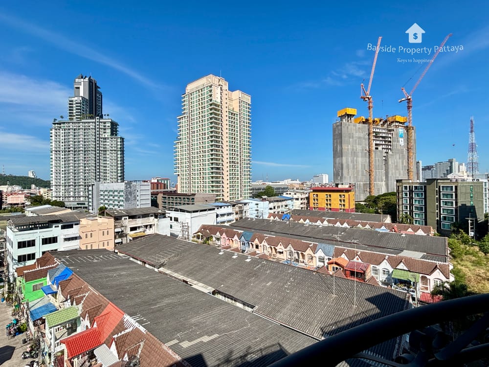 2-Bedroom Condo with City View at City Garden Olympus, Pattaya City 11
