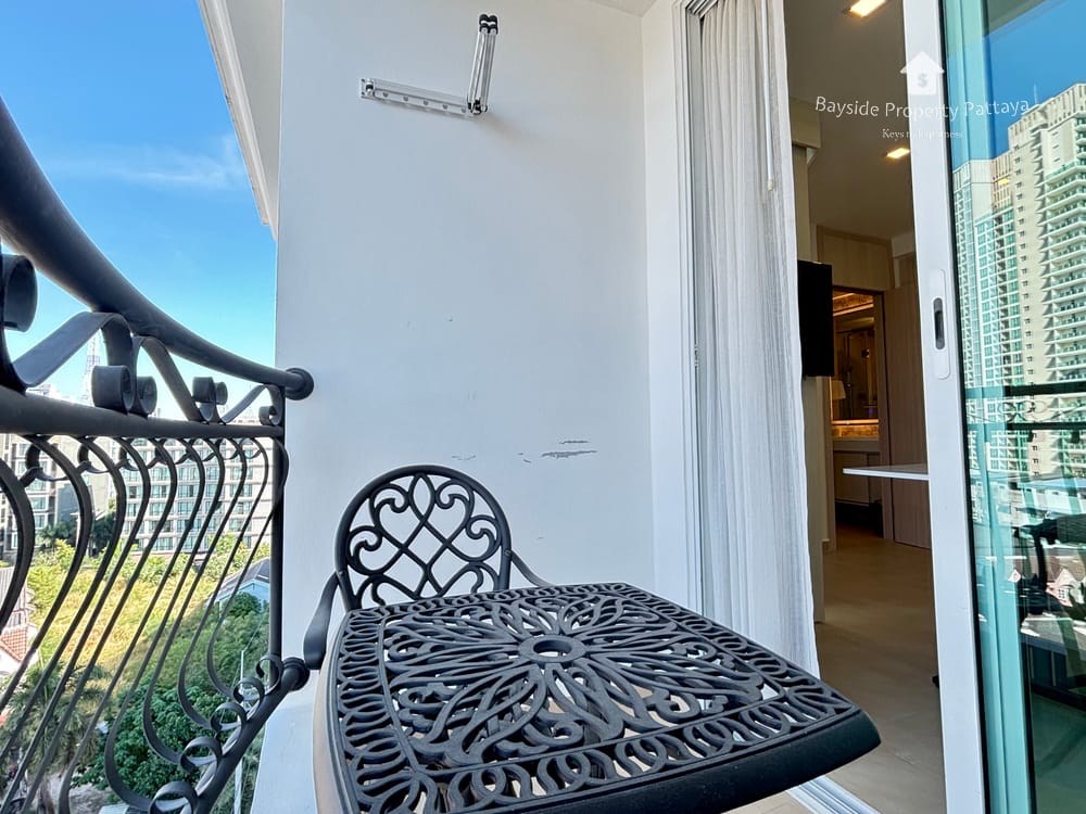 2-Bedroom Condo with City View at City Garden Olympus, Pattaya City 12