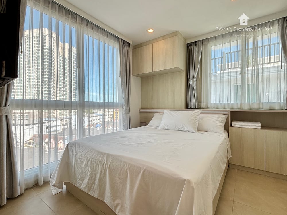 2-Bedroom Condo with City View at City Garden Olympus, Pattaya City 14
