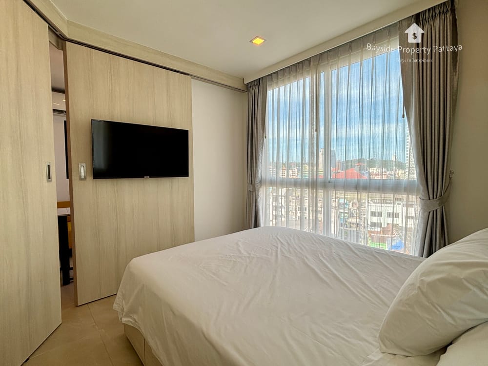 2-Bedroom Condo with City View at City Garden Olympus, Pattaya City 15