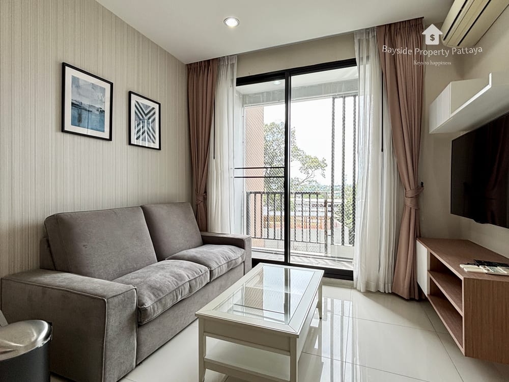 1-Bedroom Condo for Sale in Si Racha, Chonburi-Pattaya with City View and Air Conditioning 3