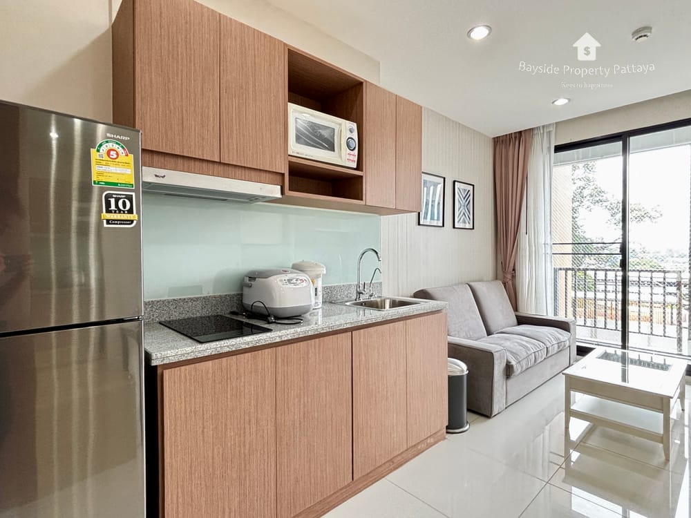 1-Bedroom Condo for Sale in Si Racha, Chonburi-Pattaya with City View and Air Conditioning 4