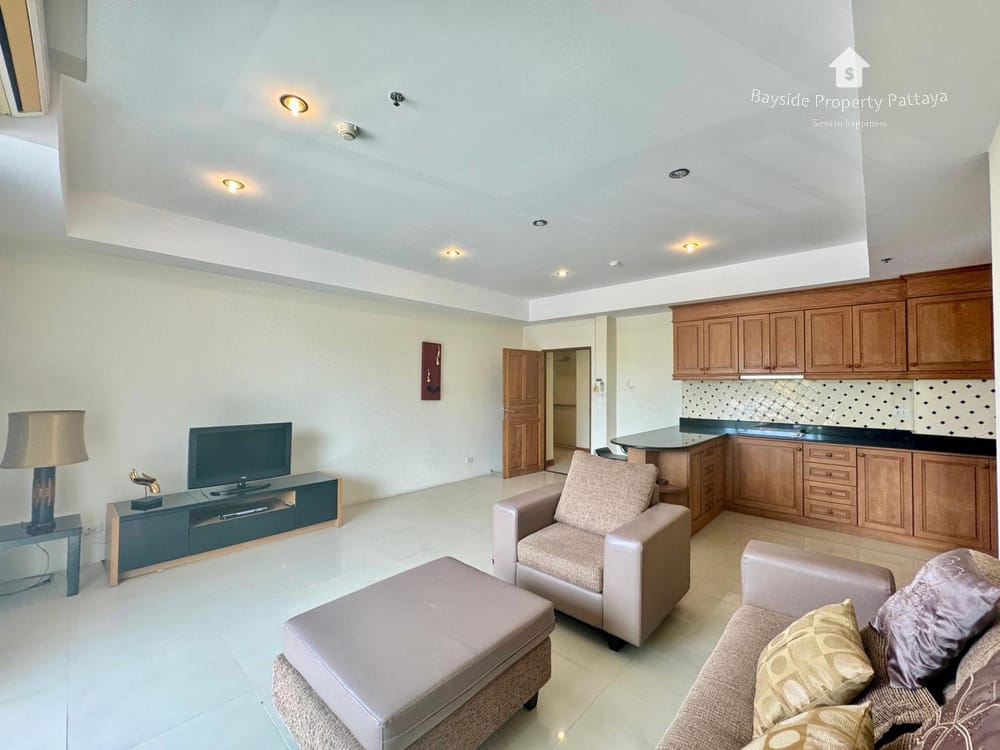 1-Bedroom Condo for Sale in Leela Paradise, East Pattaya - City View and Air Conditioning 12