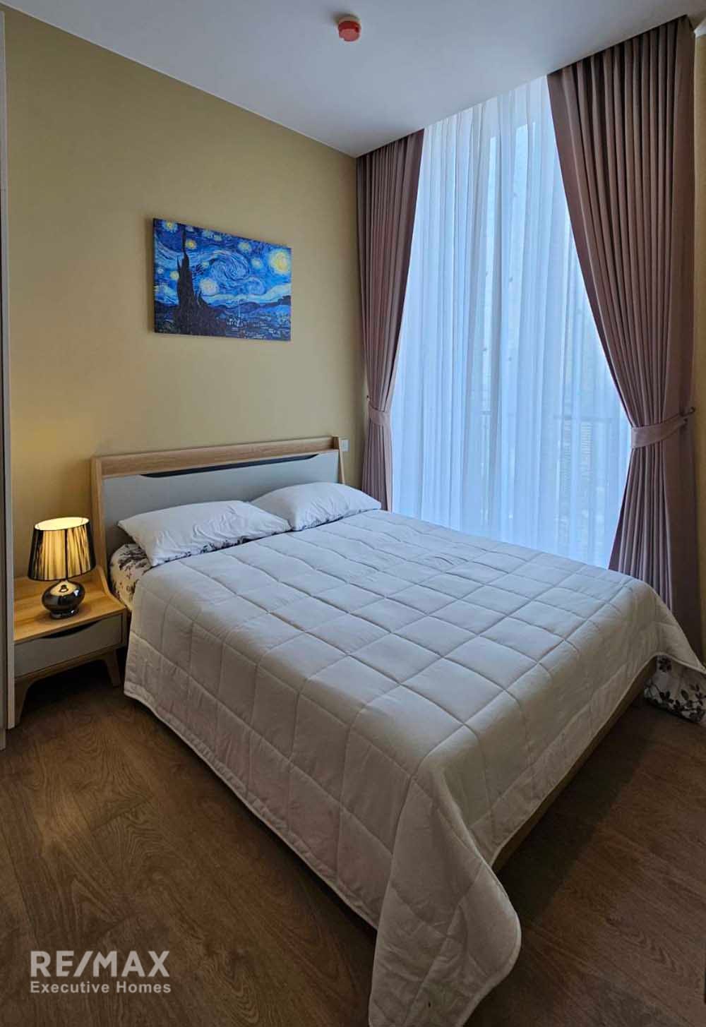 1-Schlafzimmer-Wohnung zur Miete in Noble BE19 nahe MRT Sukhumvit 17