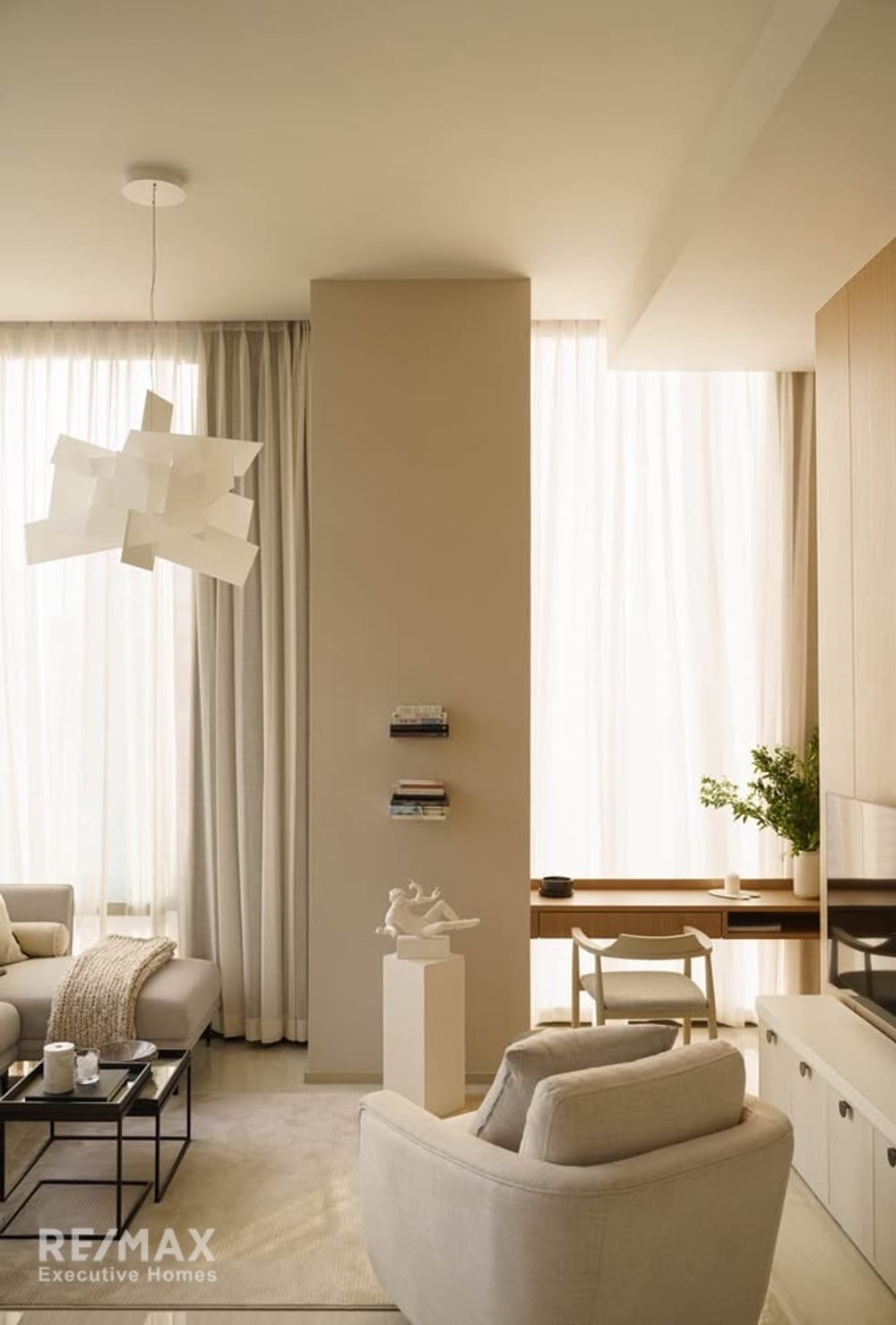 FOR RENT: A Beautifully Decorated 2-Bedroom Unit at Ashton Silom 25