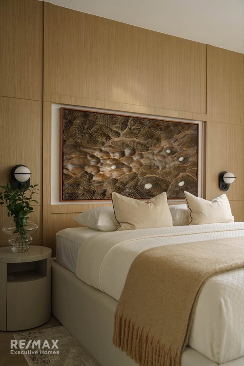 FOR RENT: A Beautifully Decorated 2-Bedroom Unit at Ashton Silom 26