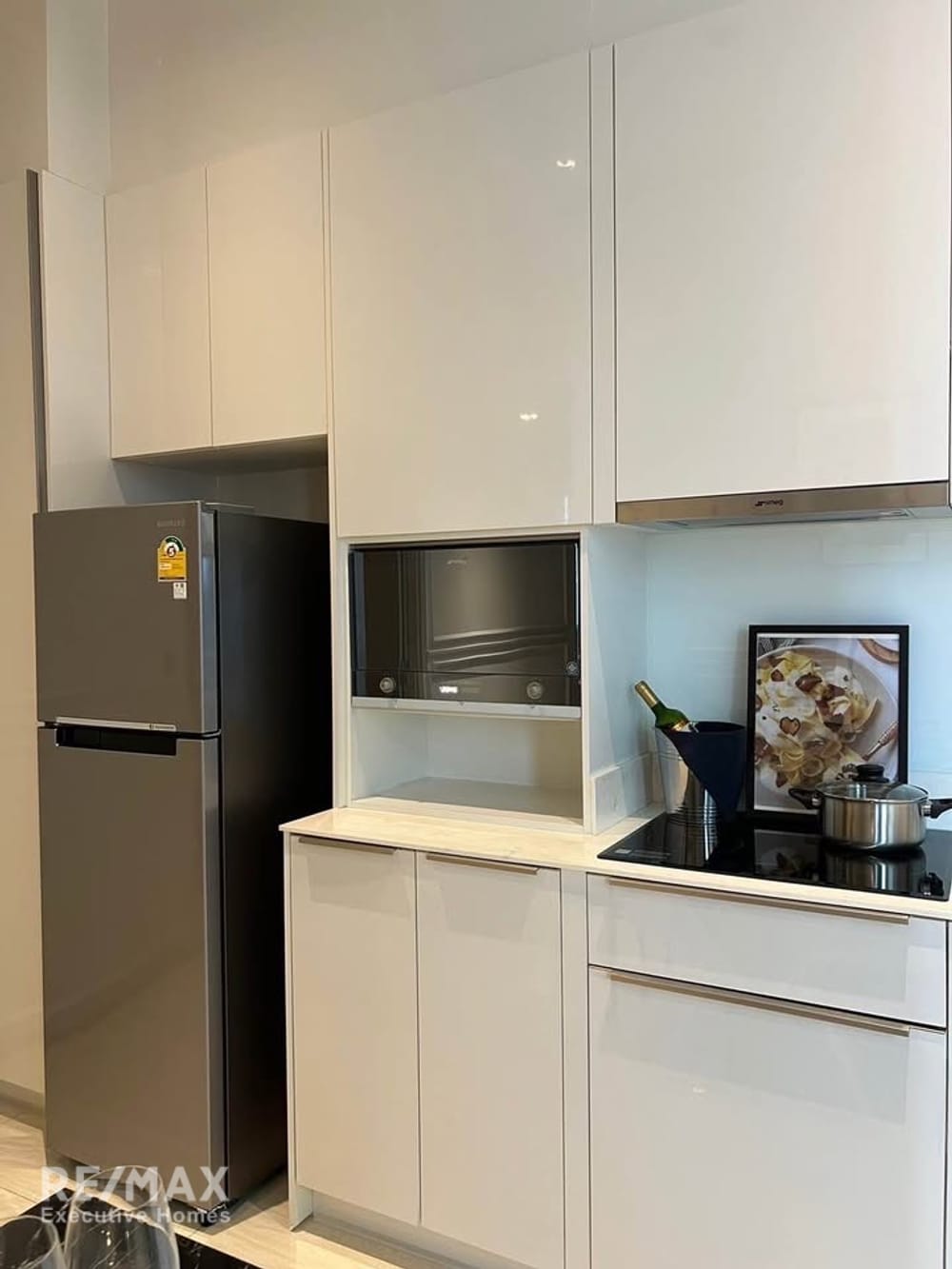 FOR RENT - Beautifully fully furnished 2-bedroom condo at Ashton Silom 6