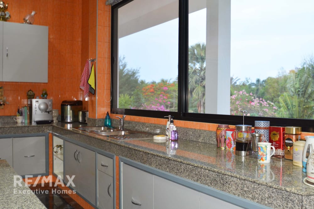 Exklusive Pool-Villa mit Bergblick auf 6 Rai Land in Cha-Am | Mountain Views & Private Oasis 6