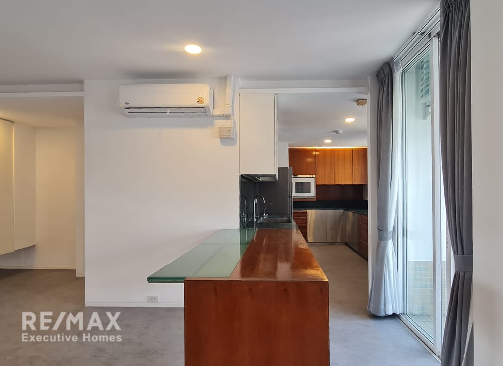 3BR Pet-Friendly Apartment | Private Whole-Floor Living in Phrom Phong 3
