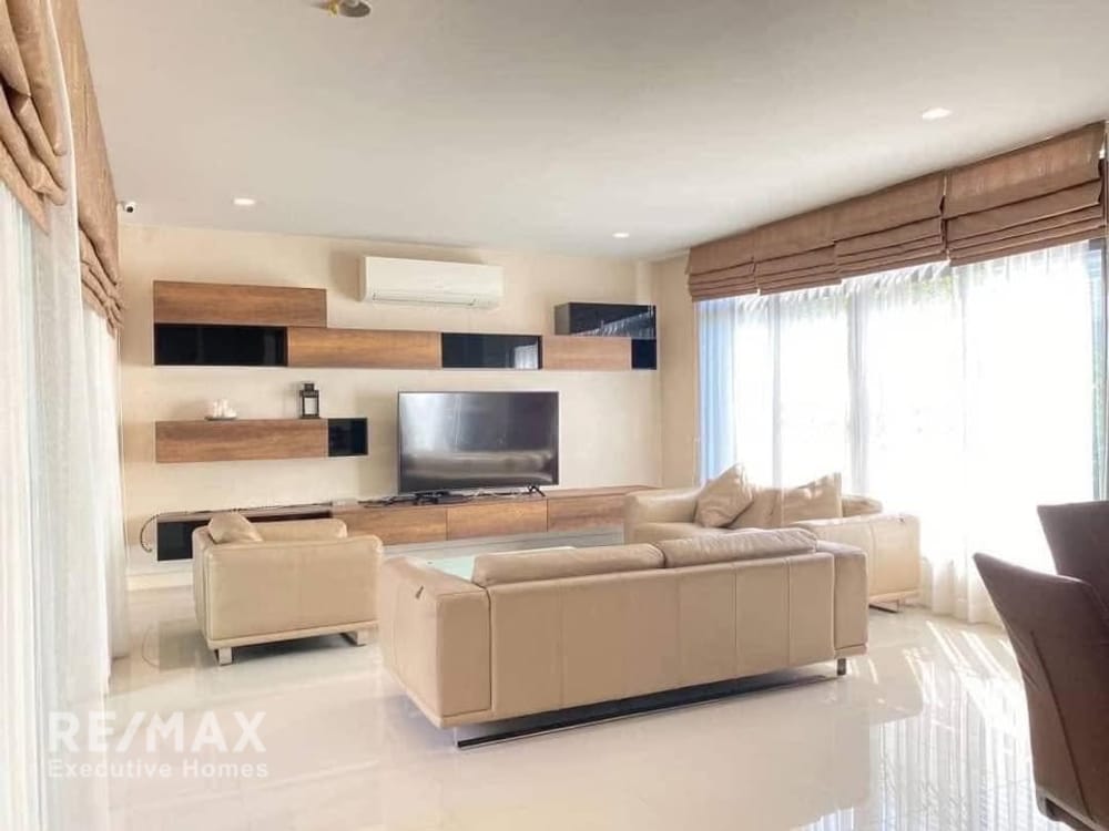 Сдаю 3-к. дом, 180м², Setthasiri KrungThep Kreetha 4