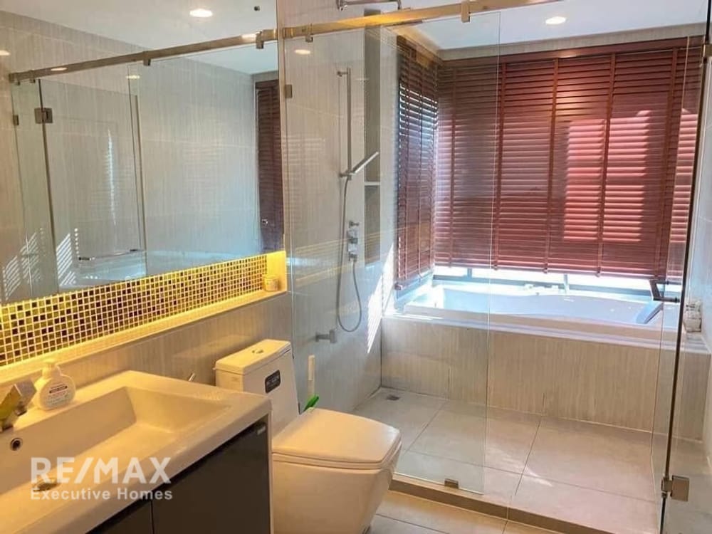 Сдаю 3-к. дом, 180м², Setthasiri KrungThep Kreetha 9