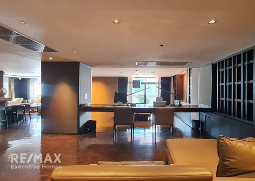 spacious-and-pet-friendly-condo-in-prime-nana-sukhumvit-exh-59