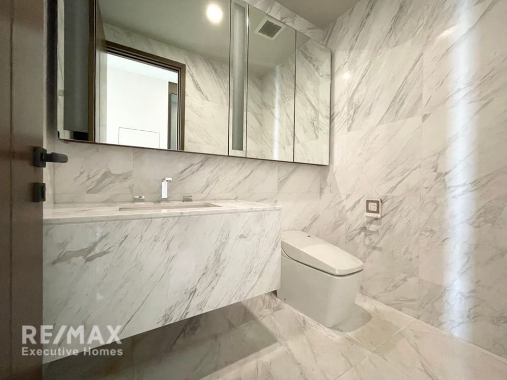 2 Bedroom Condo for Sale and Rent at The Monument Thong Lo 3