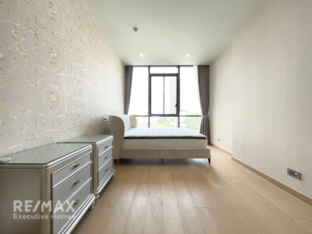 2 Bedroom Condo for Sale and Rent at The Monument Thong Lo 4