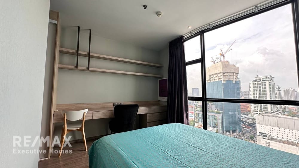 2-Bedroom Condo for Rent near BTS Ekkamai - RHYTHM Ekkamai 1