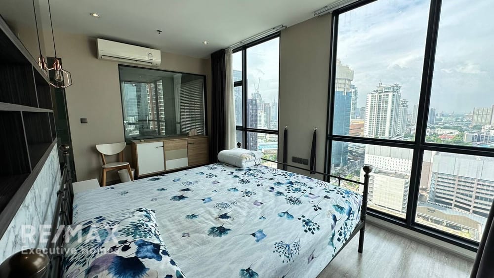 2-Bedroom Condo for Rent near BTS Ekkamai - RHYTHM Ekkamai 7