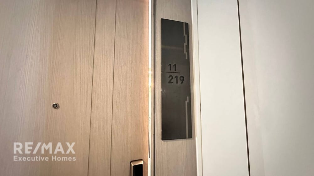 2-Bedroom Condo for Rent near BTS Ekkamai - RHYTHM Ekkamai 23
