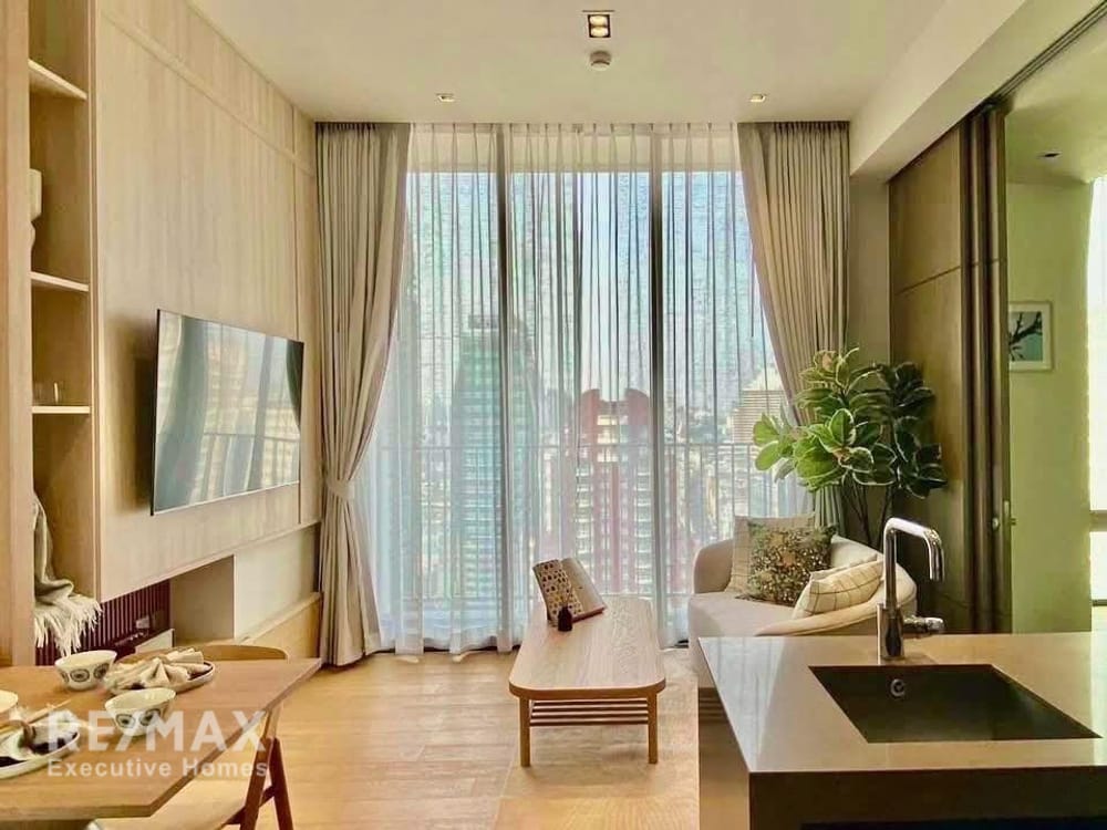Luxury 1-Bedroom Condo for Rent at 28 Chidlom, Near BTS Chit Lom 3
