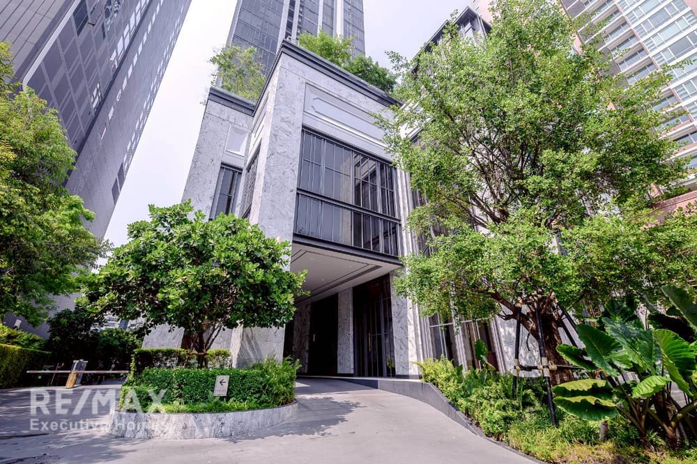 Luxury Condo for Rent - 3 Bedrooms 2