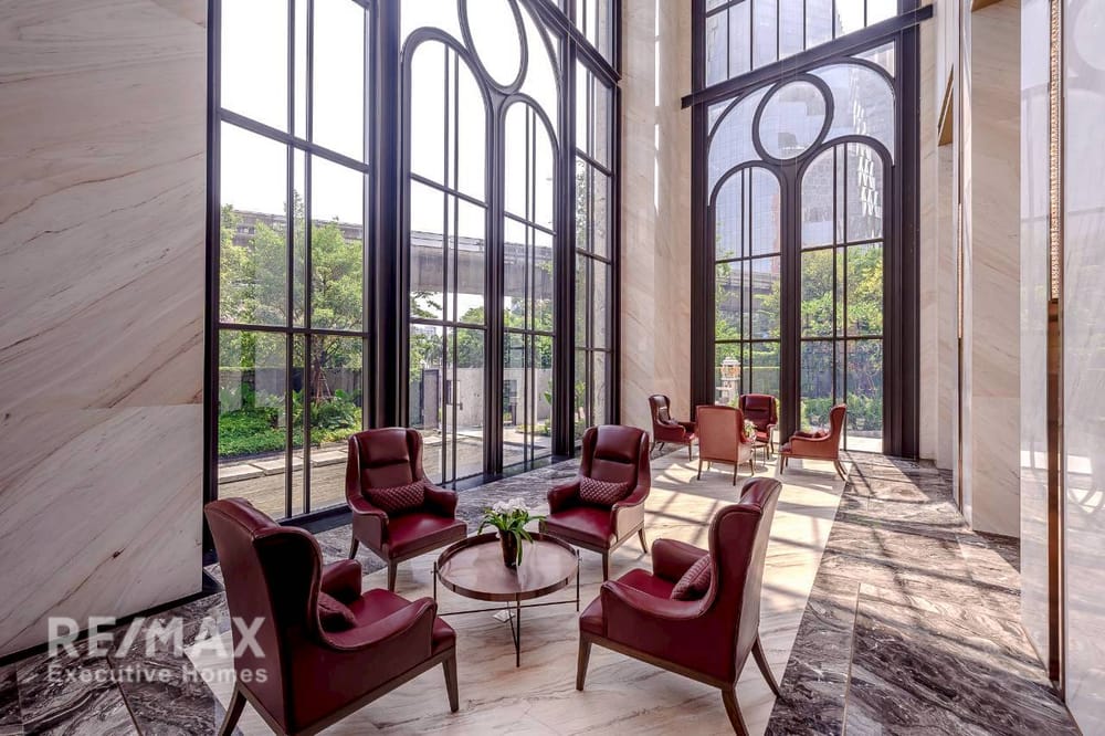 Luxury Condo for Rent - 3 Bedrooms 4