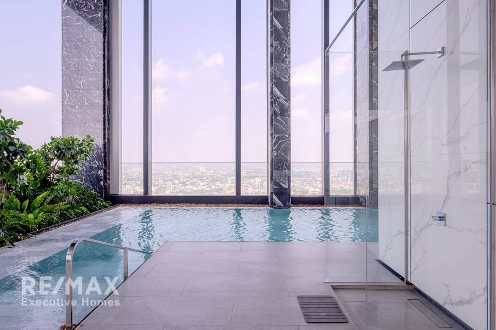 Luxury Condo for Rent - 3 Bedrooms 10
