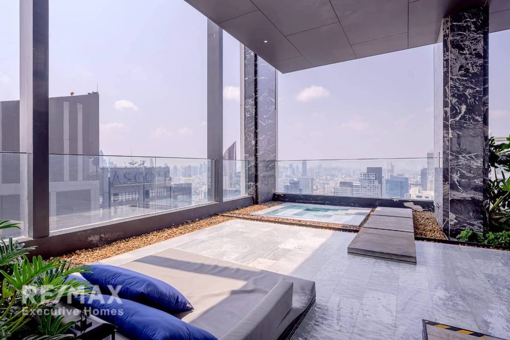 Luxury Condo for Rent - 3 Bedrooms 11