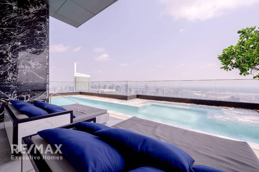 Luxury Condo for Rent - 3 Bedrooms 13