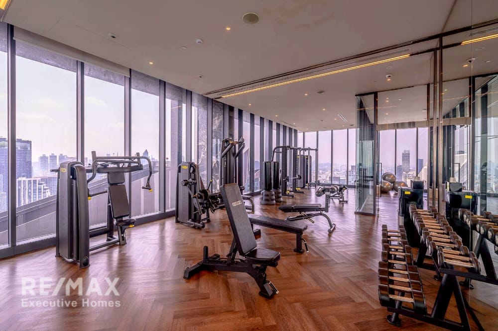 Luxury Condo for Rent - 3 Bedrooms 17