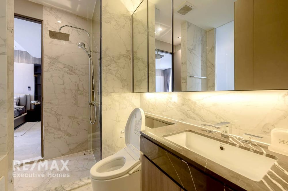 Luxury Condo for Rent - 3 Bedrooms 36