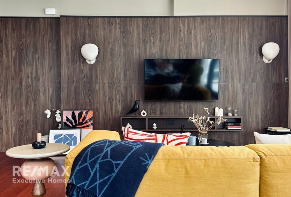 Luxuriöse 2-Zimmer-Eigentumswohnung im KHUN by YOO nahe BTS Thong Lo zu verkaufen & vermieten 2