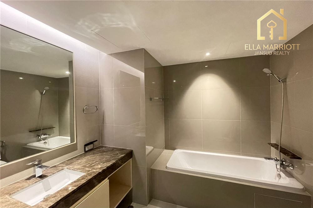 3-Schlafzimmer-Eigentumswohnung zu vermieten, 145K zzgl. MwSt. im 19. Stock in Sukhumvit 39. 12