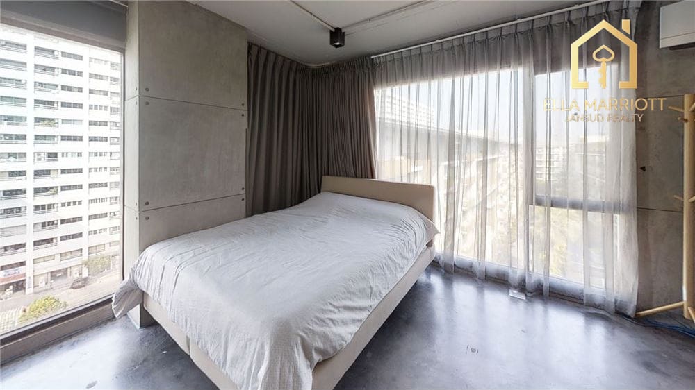 The Clover Thonglor Soi 8 | Heart of Thonglor | High Floor | 85K 7