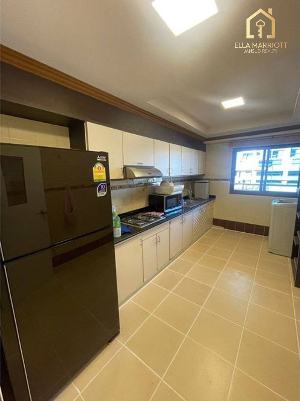 3-Bedroom Condo for Rent at Sukhumvit 39 - 280sqm, Pet-Friendly 7