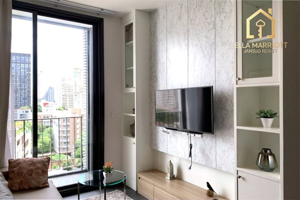 Modern Urban Condo in the Heart of Bangkok 3