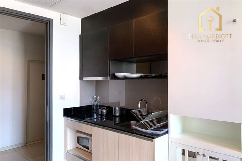 Modern Urban Condo in the Heart of Bangkok 5