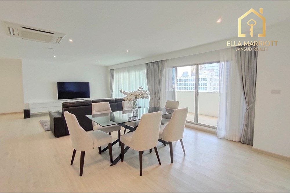 Rent 75K | Silom Condo | 148sqm 2BR | Newly Renovated | Pet-Friendly 2