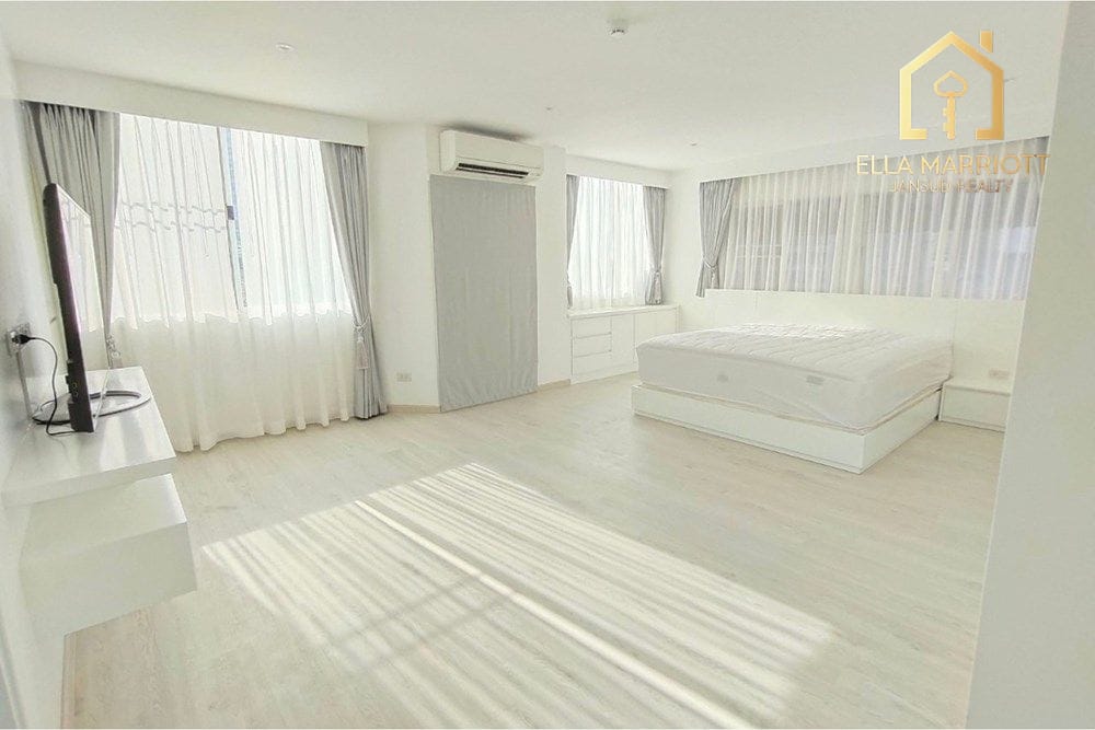 Rent 75K | Silom Condo | 148sqm 2BR | Newly Renovated | Pet-Friendly 7