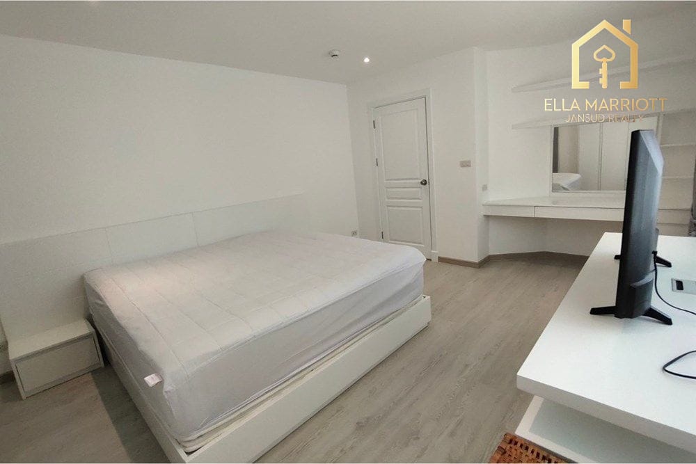 Rent 75K | Silom Condo | 148sqm 2BR | Newly Renovated | Pet-Friendly 9
