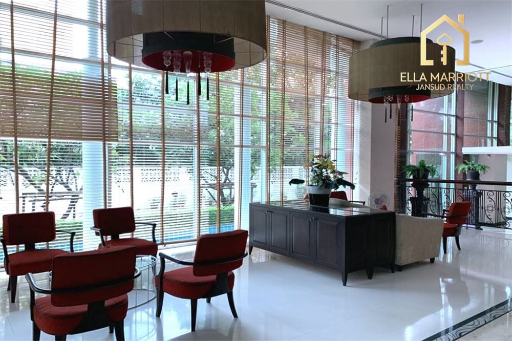 Modernes Schmuckstück in Sukhumvit 42, Bangkok – 5 Gehminuten zur BTS Ekkamai 13